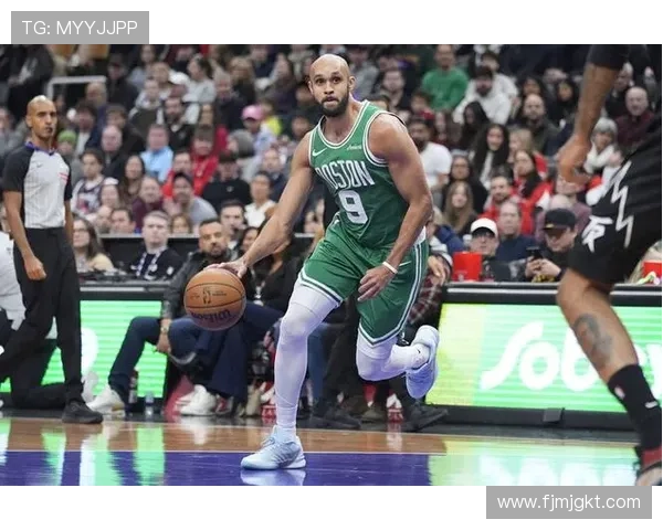 怀特谈马祖拉理念强调多元影响赢球不应以投篮表现自我定义